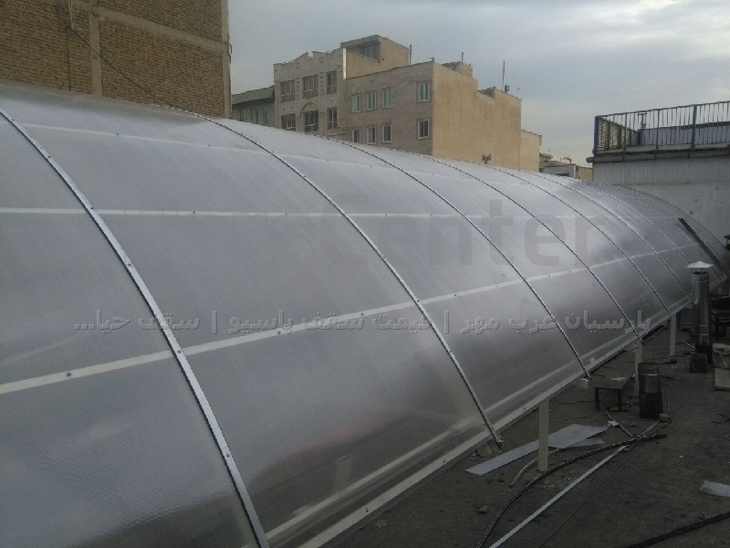 سقف نورگیر پشت بام در بازار تهران