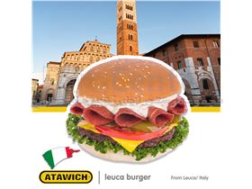 یک برگر ایتالیایی خوشمزه برای طرفدارای غذاهای ایتالیایی در رستوران بین المللی عطاویچ