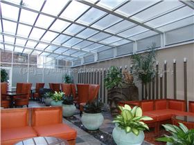 سیستم پوشش  سقف متحرک  رستوران
