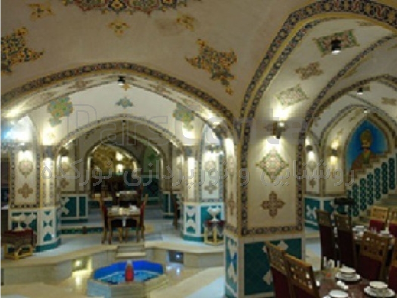 راهنمای کامل نورپردازی و روشنایی یک رستوران سنتی ایرانی