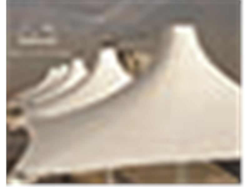 سازه های پارچه ای کششی