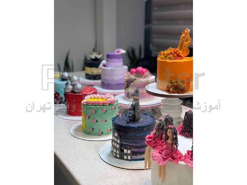 آموزش کیک پزی در تهرانسر دوره پخت کیک در تهرانسر