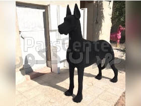 مجسمه ایستاده سگ نگهبان(guard dog