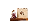 تقویم رومیزی با پایه چوبی همراه با رایحه گل سرخ