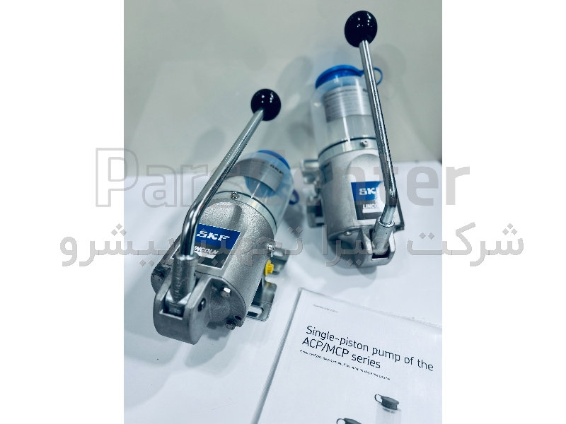 گریس پمپ دستی SKF مدل MCP15-10A0X1X