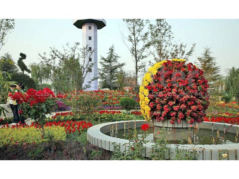 گلدان طبقاتی مخصوص باغ و فضای سبز