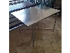 میز فلزی صفحه گالوانیزه پایه تاشو میز شام فلزی
