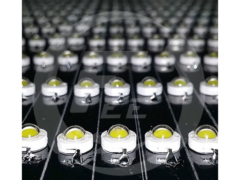 فراز الکترونیک - تولید کننده لامپ و پروژکتور LED (ال ای دی)